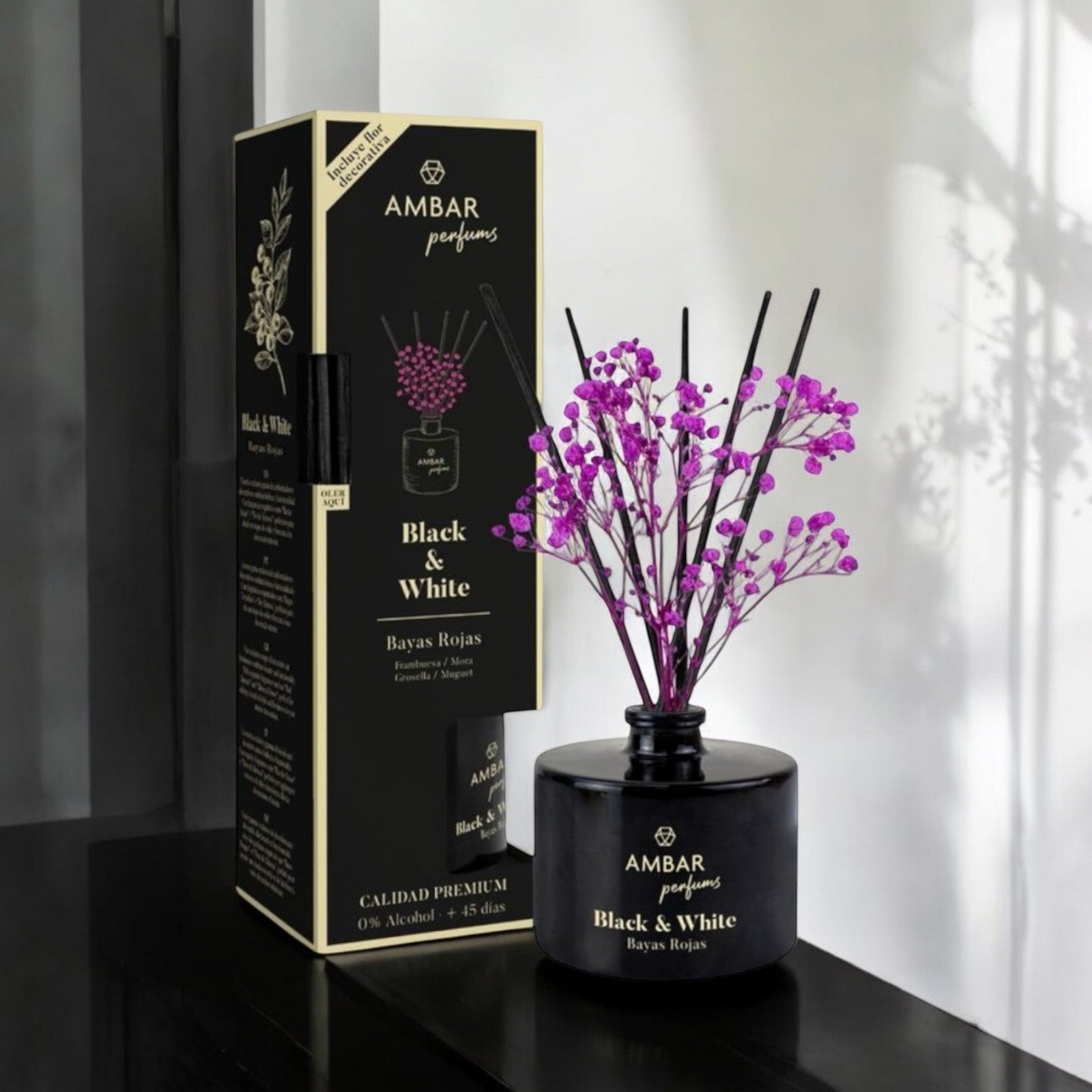 Lot de 12 (2,60 la pièce) Mikado diffuseur de parfum "black & white" baie rouge 40ml - Ambar